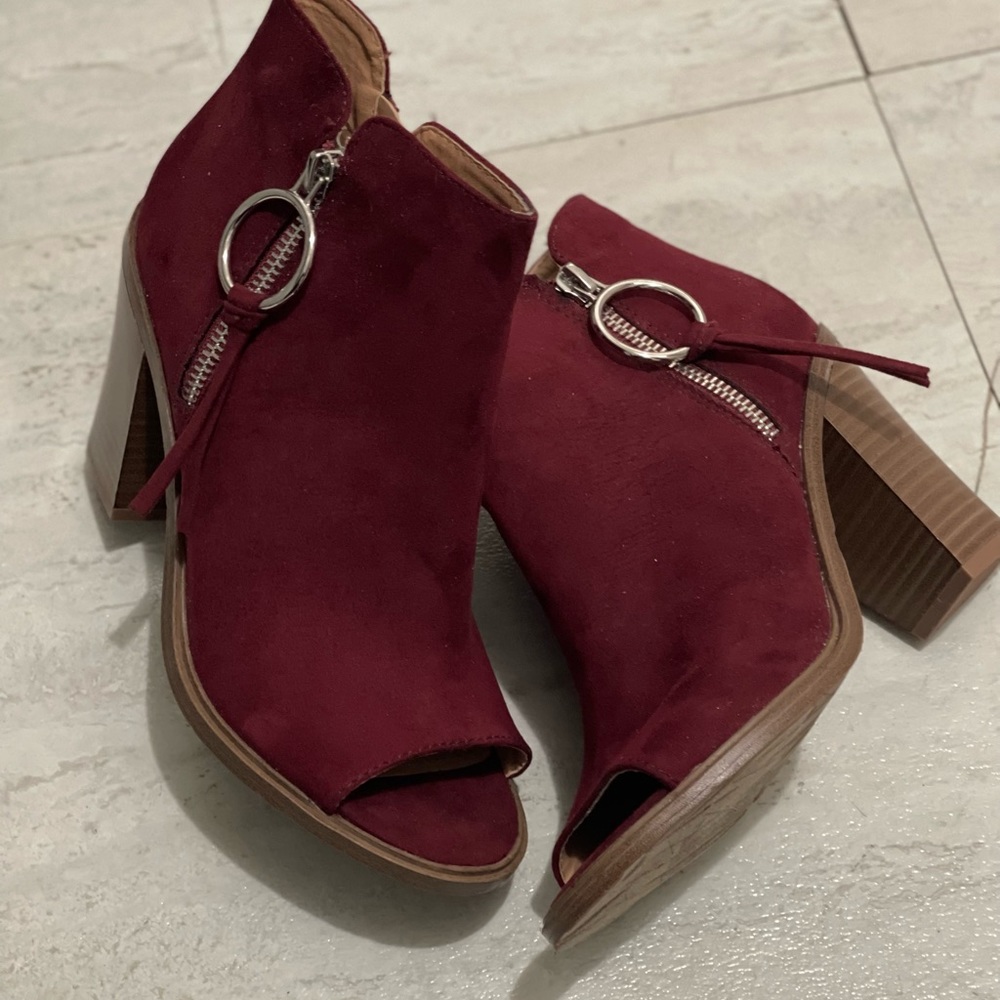Open Toe Booties - Picture 2 of 3